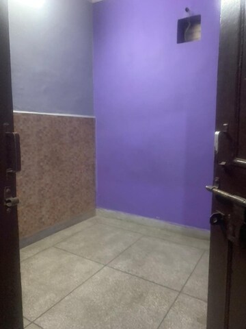 रेसिडेंशियल फ्लैट वर्ग फुट फॉर रेंट इन सेक्टर 9, द्वारका दिल्ली  7548545