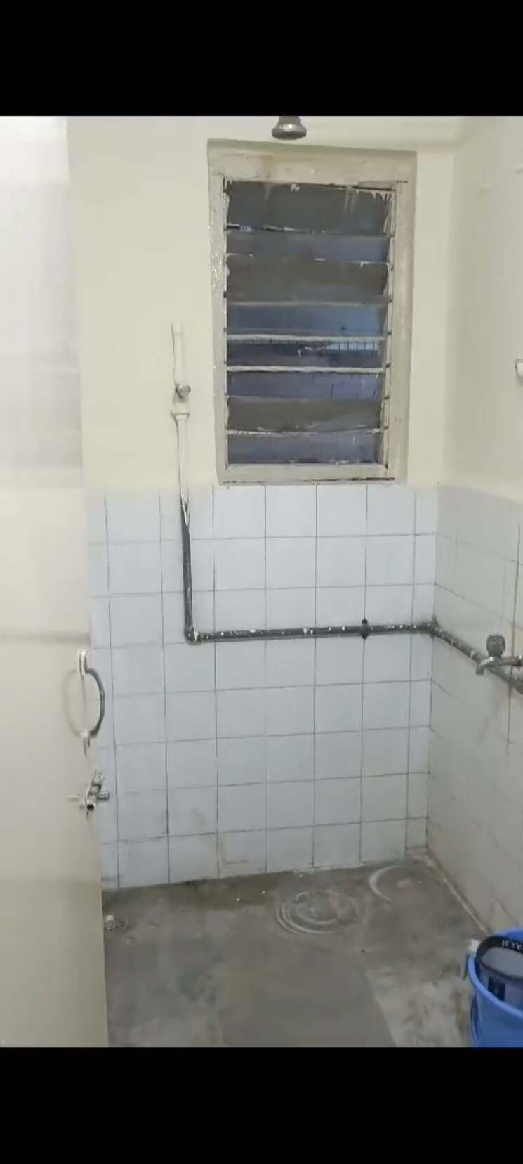 Bathroom, pratik-nagar-chs 1 Bedroom 550 Sq.Ft. Apartment In Yerawada Pune 7548873