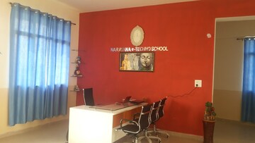 Furnished Amenities in 3 BHK Apartment at Imperia Esfera, Sector 37c – for Sale