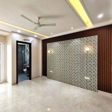 Room in 4 BHK Builder Floor at Ansal API Esencia, Sector 67 – for Sale