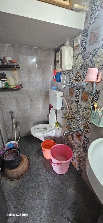 Master Bedroom in 2 BHK Apartment at Poonam Park View, Virar West – for Sale