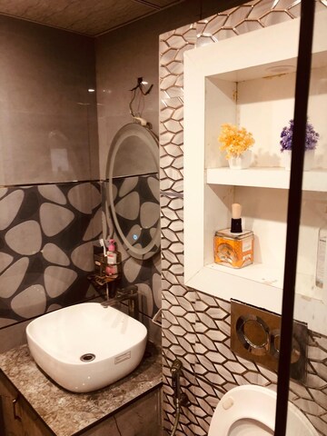 Bathroom in 3 BHK Apartment at Gardenia Gateway, Sector 75 – for Sale