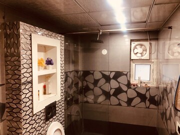 Bathroom in 3 BHK Apartment at Gardenia Gateway, Sector 75 – for Sale