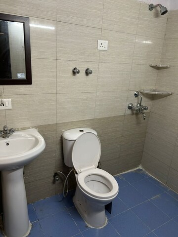 Bathroom in 3 BHK Apartment at Gardenia Gateway, Sector 75 – for Sale