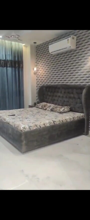 Bedroom in 3 BHK Builder Floor at Sector 49 – for Sale