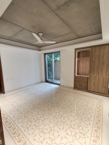 रेसिडेंशियल फ्लैट वर्ग यार्ड फॉर रेंट इन पंचशील पार्क दिल्ली  7549439