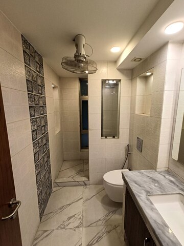 रेसिडेंशियल फ्लैट वर्ग यार्ड फॉर रेंट इन पंचशील पार्क दिल्ली  7549439