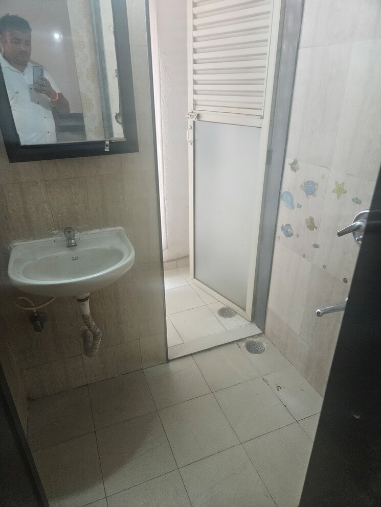 Bathroom, shivam-chs-kharghar 1 Bedroom 660 Sq.Ft. Apartment In Kharghar Sector 10 Navi Mumbai 7549450