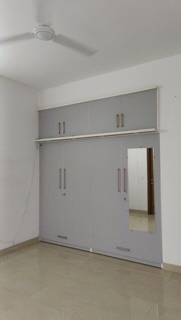Room in 3 BHK Apartment at MI Rustle Court, Gomti Nagar – for Sale