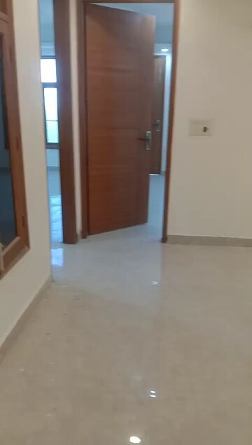 Room in 3 BHK Builder Floor at Chattarpur – for Sale