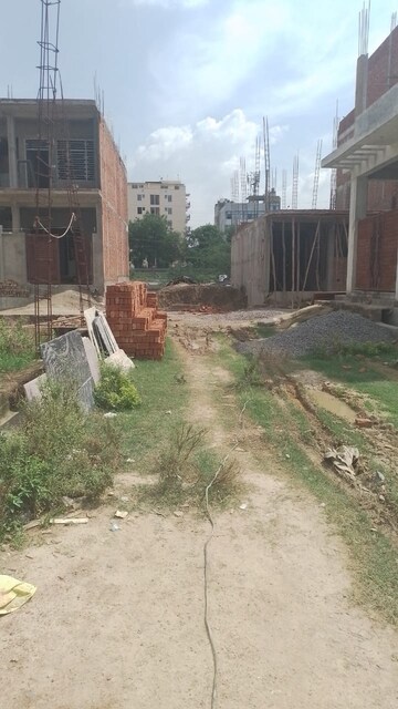Plot Area in  Plot at Gomti Nagar – for Sale