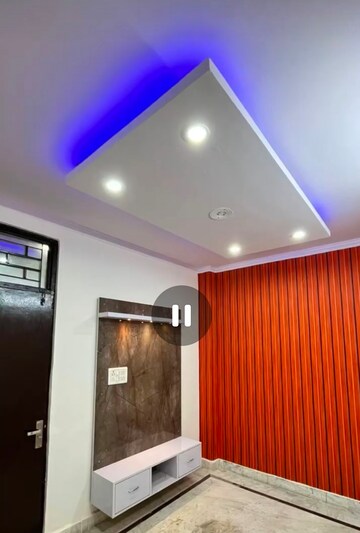 Furnished Amenities in 2 BHK Builder Floor at Mahavir Enclave – for Sale