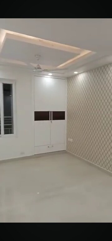 Room in 4 BHK Apartment at Great Value Sharanam, Sector 107 – for Sale