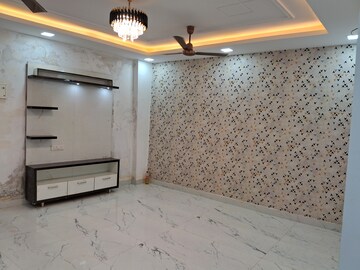 Room in 1 BHK Builder Floor at Sector 1 Greater Noida – for Sale