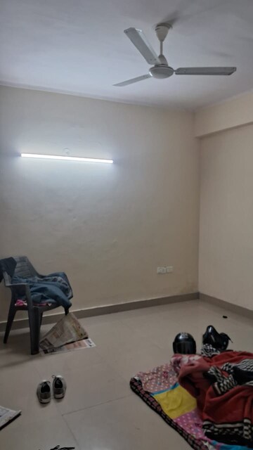 Room in 3 BHK Apartment at Gardenia Gateway, Sector 75 – for Sale