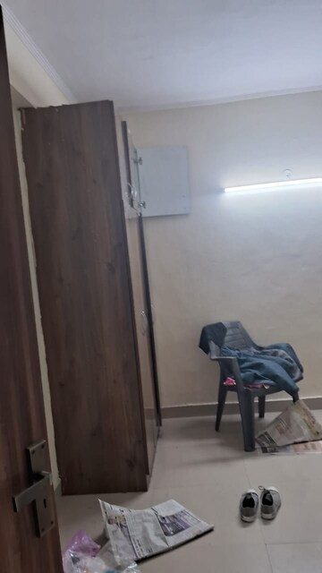 Furnished Amenities in 3 BHK Apartment at Gardenia Gateway, Sector 75 – for Sale