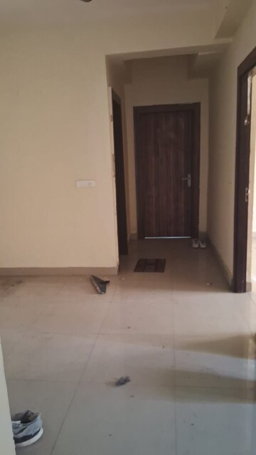 Room in 3 BHK Apartment at Gardenia Gateway, Sector 75 – for Sale