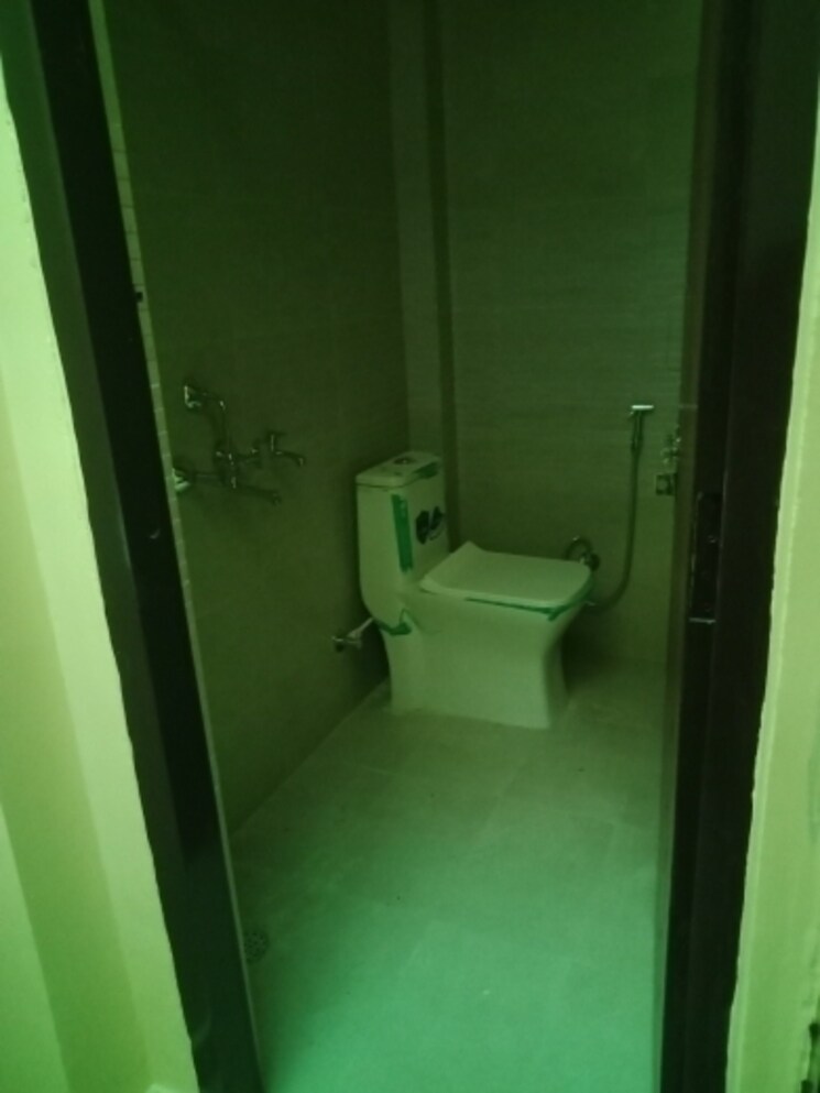 Bathroom, gaurabagh 2 Bedroom 1000 Sq.Ft. Independent House In Gaurabagh Lucknow 7550106