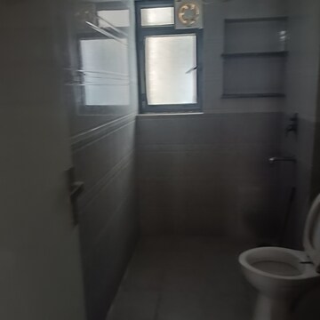 Bathroom in 3 BHK Apartment at Amrapali Silicon City, Sector 76 – for Sale