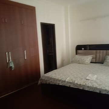 Bedroom in 3 BHK Apartment at Amrapali Silicon City, Sector 76 – for Sale