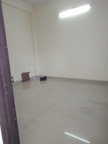 Room in 2 BHK Independent House at Jankipuram – for Sale