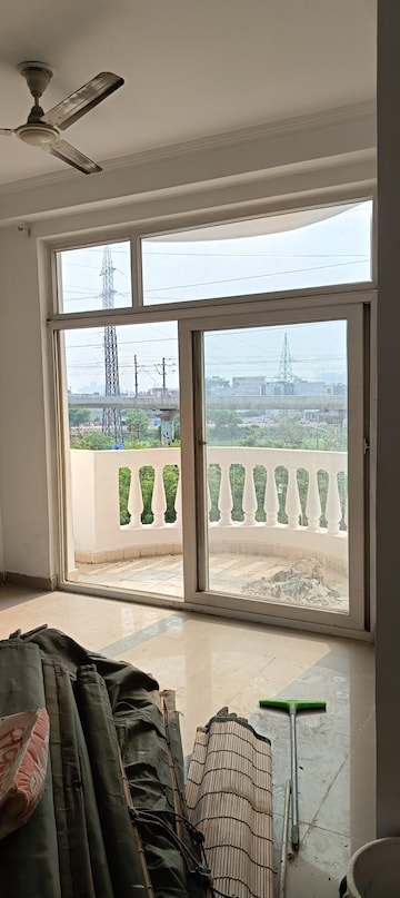 3 BHK Apartment – Exterior View View at Amrapali Silicon City, Sector 76 - for Sale