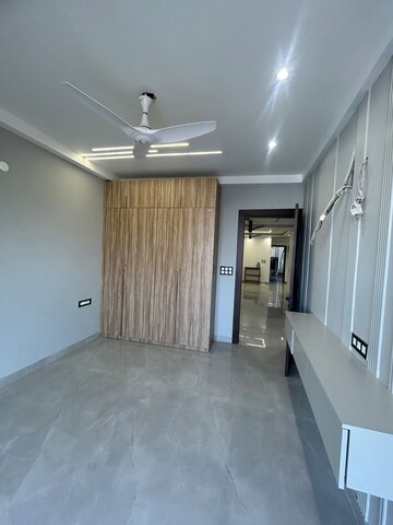 2 BHK Apartment For Sale in Patparganj
