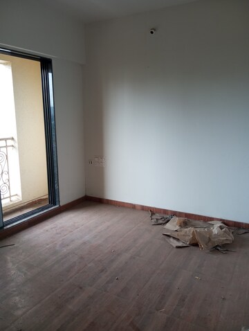 Room in 1 BHK Apartment at KM Horizon Exotica, Haware City – for Sale