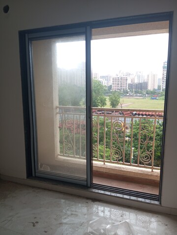 Room in 1 BHK Apartment at KM Horizon Exotica, Haware City – for Sale