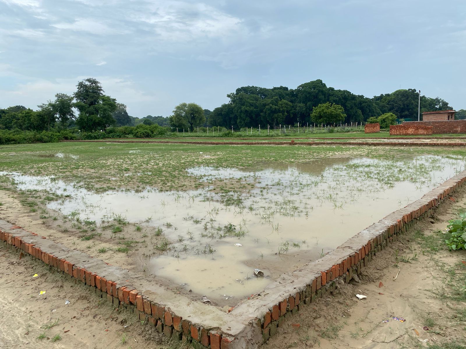 Resale 1200 Sq.Ft. Plot in Kamta Lucknow 7550423