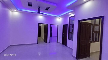 Room in 3 BHK Apartment at Khirwa Jalalpur – for Sale