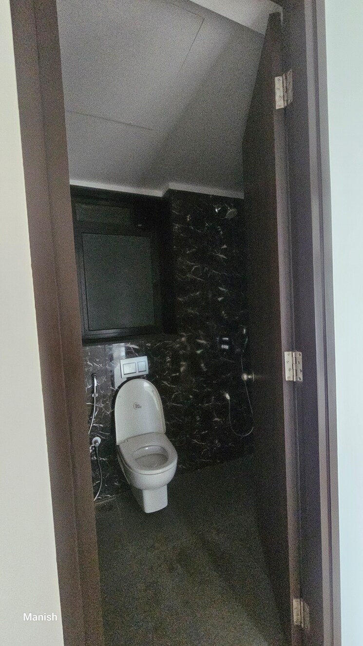 Attached Bathroom, lodha-lakeshore-greens 3 Bedroom 1200 Sq.Ft. Apartment In Dombivli East Thane 7551083