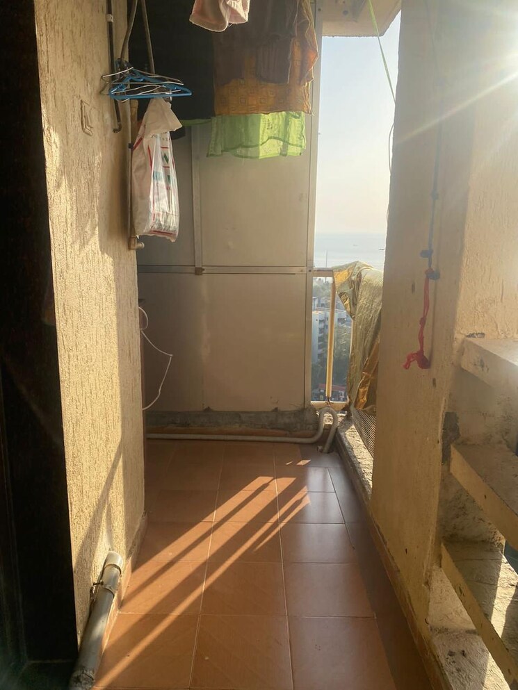 Balcony, kohinoor-apartment-andheri-west 4 Bedroom 1695 Sq.Ft. Apartment In Andheri West Mumbai 7551264