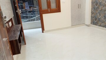 Room in 3 BHK Builder Floor at Palam Colony – for Sale