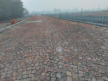  Plot – Exterior View View at Raebareli Road - for Sale