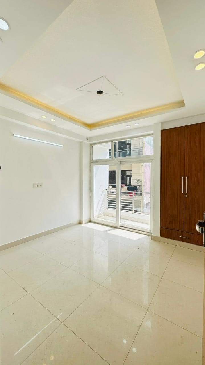 3 BHK + Pooja Room,Servant Room,Study Room,Extra Room Builder Floor For Sale in Hauz Khas