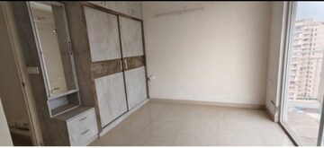 Room in 3 BHK Apartment at NBCC Heights, Sector 89 – for Sale