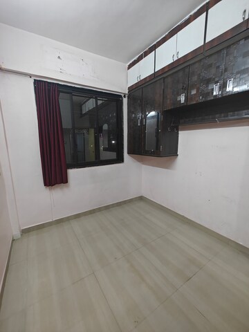 Room in 1 BHK Apartment at Nerul Sector 20 – for Sale