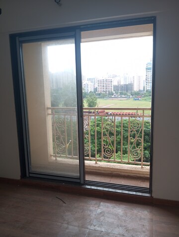 Room in 1 BHK Apartment at KM Horizon Exotica, Haware City – for Sale