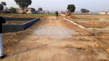  Plot For Sale in Anand Niketan, Devla