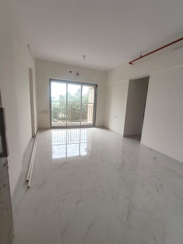 Room in 2 BHK Apartment at Hiranandani Delanna, Ghodbunder Road – for Sale