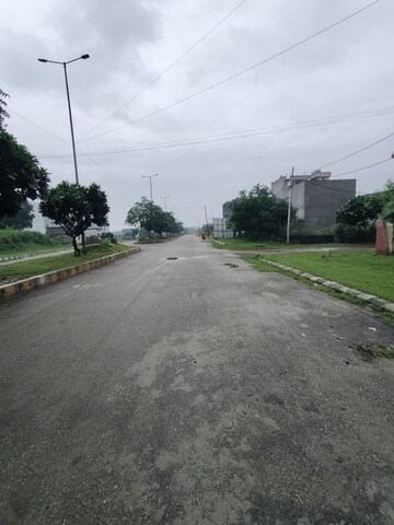  Plot – Garden View at Citihomes, Omicron Iii Greater Noida - for Sale
