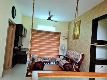 Furnished Amenities in 4 BHK Villa at Irumpanam – for Sale