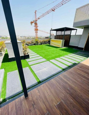 Bedroom in 4 BHK Builder Floor at Ansal API Esencia, Sector 67 – for Sale