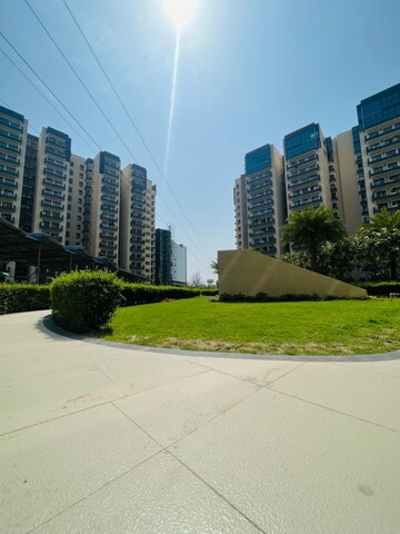 5 BHK Penthouse For Sale in Azeagaia Botanica, Vrindavan Yojna