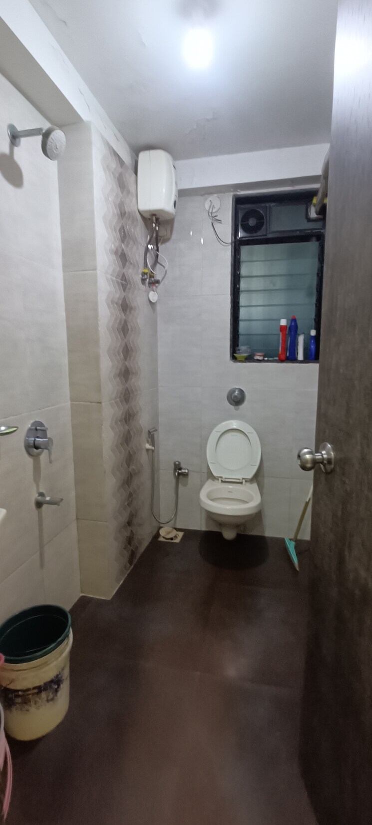 Bathroom, paradise-apartment-santacruz-east 1 Bedroom 460 Sq.Ft. Apartment In Santacruz East Mumbai 7555045