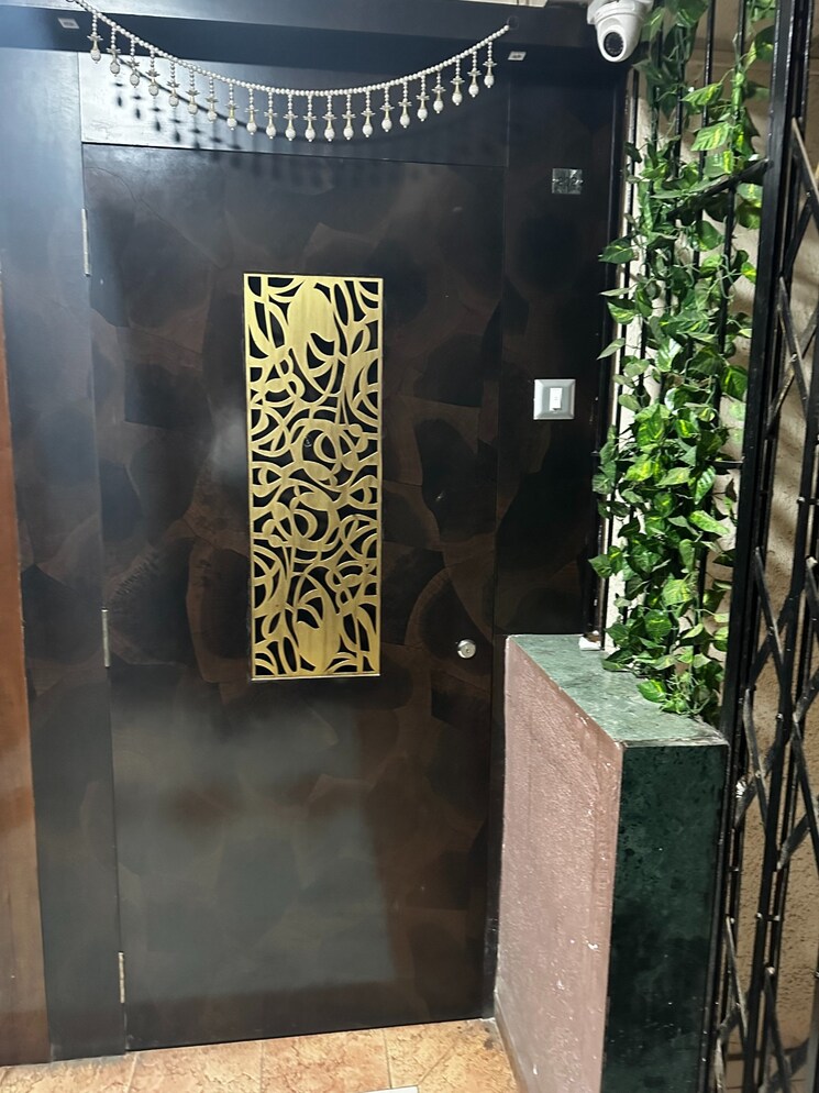  Parking, yashraaj-park 2 Bedroom 610 Sq.Ft. Apartment In Ghodbunder Road Thane 7555051