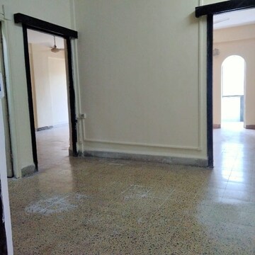 Room in 2 BHK Apartment at Subhash Nagar – for Sale