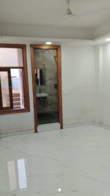 1 BHK Builder Floor For Sale in Chattarpur