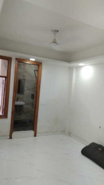 Room in 1 BHK Builder Floor at Chattarpur – for Sale